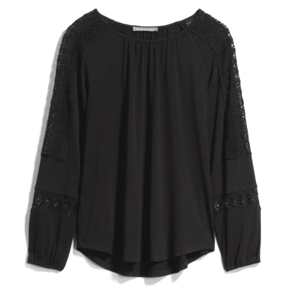 Daniel Rainn crochet sleeve top